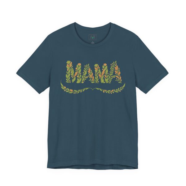 Mama T‑Shirt – Floral Nature Design for Mom | Botanical Gift Idea