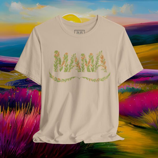 Mama T‑Shirt – Floral Nature Design for Mom | Botanical Gift Idea